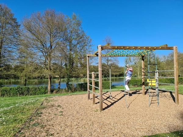 Camping Onlycamp La Potiniere Ecueille Bagian luar foto